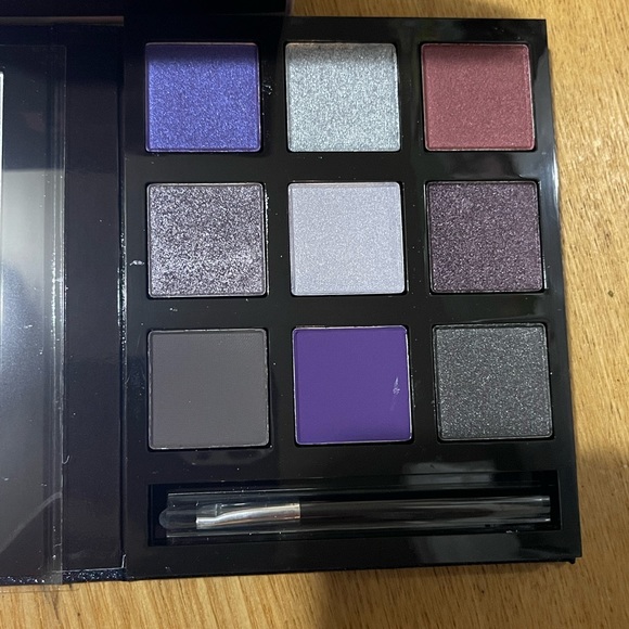 NIB!! LAST ONE!! DISCONTINUED FLESH STARSHINE EYESHADOW PALETTE - Picture 7 of 11